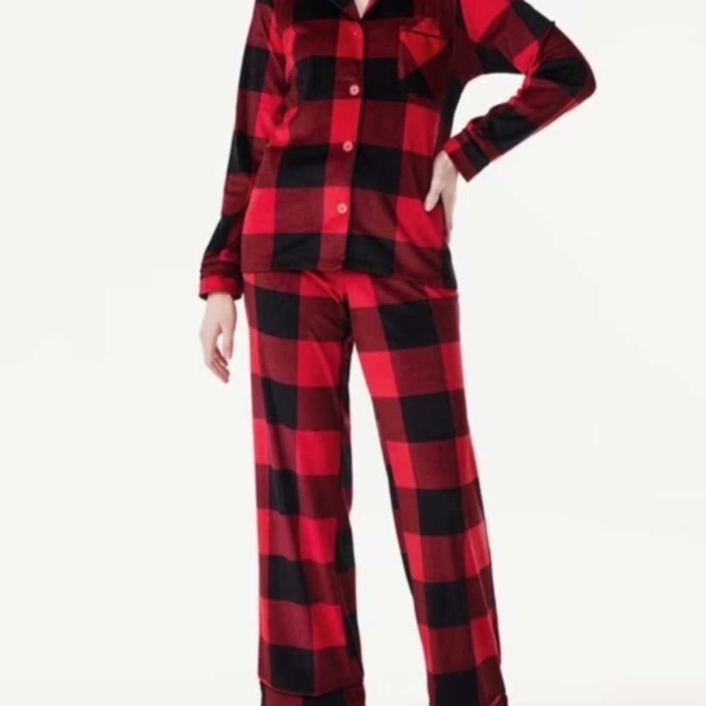 Women's Red and Black Plaid Pajama Set